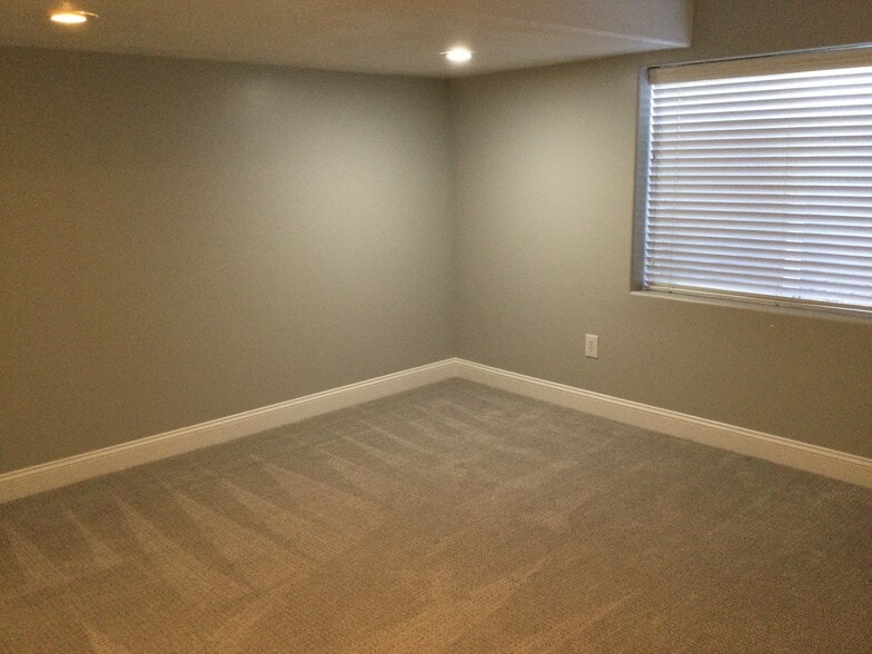 Building Photo - 7751 S Wood Shade Ct