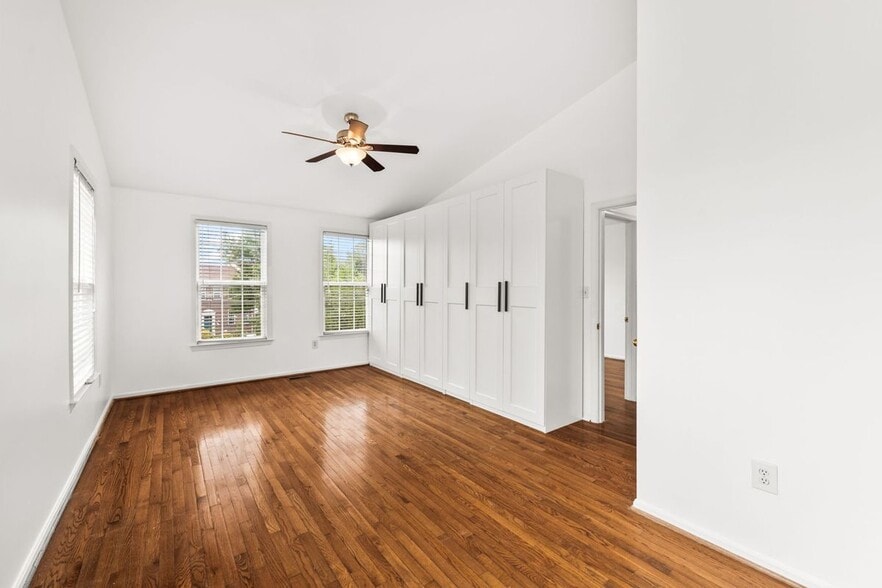 Building Photo - 6139 Donival Sq