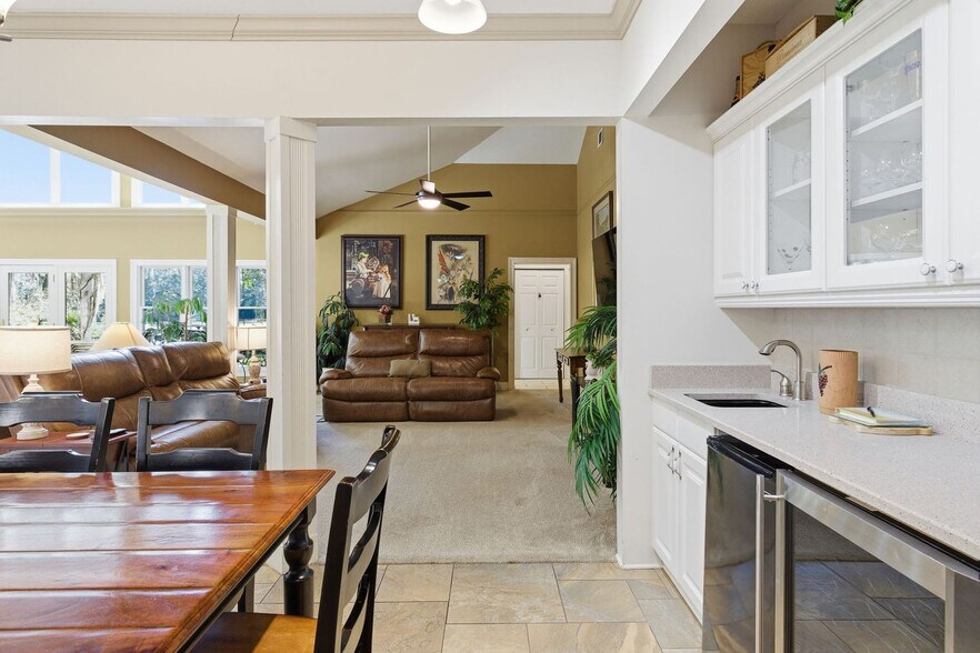 Building Photo - 36 Gloucester Rd