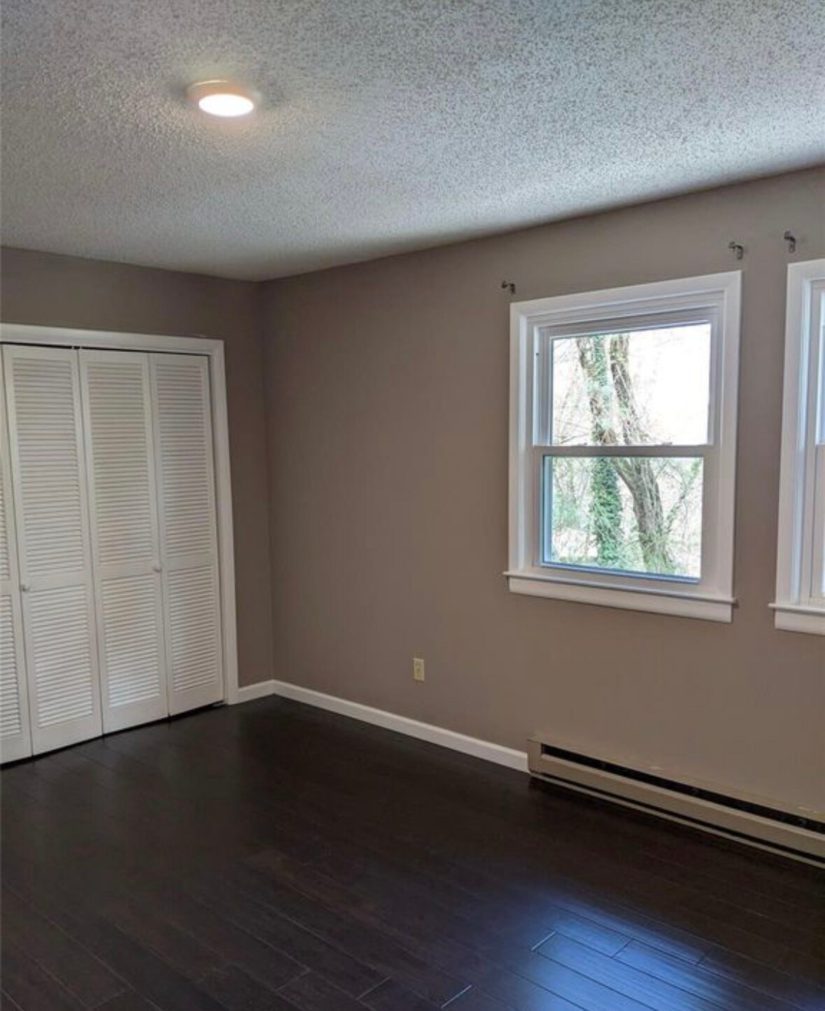 one of two upstairs bedrooms - 47 Aurora Dr