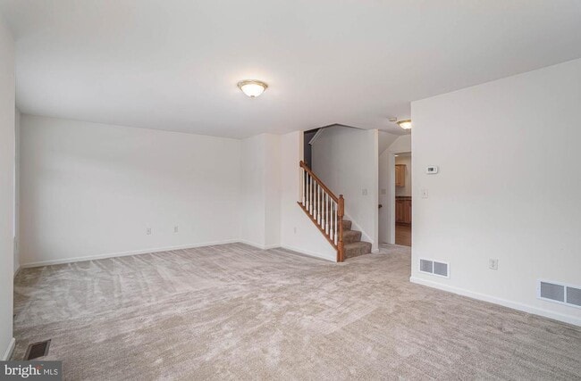 Building Photo - 6383 Creekbend Dr