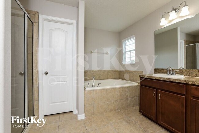 Building Photo - 361 Bella Rosa Cir