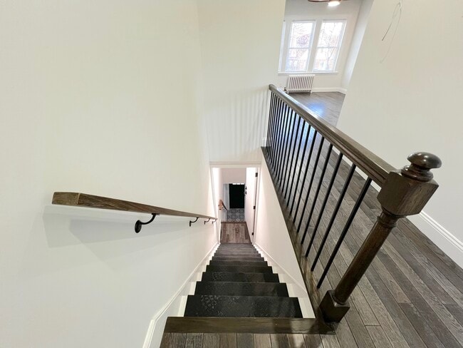 Building Photo - 101-13 Ascan Ave