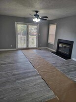 Building Photo - 661 Bartons Landing Pl