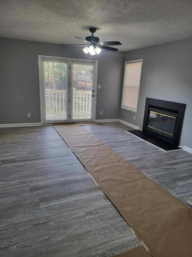 Building Photo - 661 Bartons Landing Pl