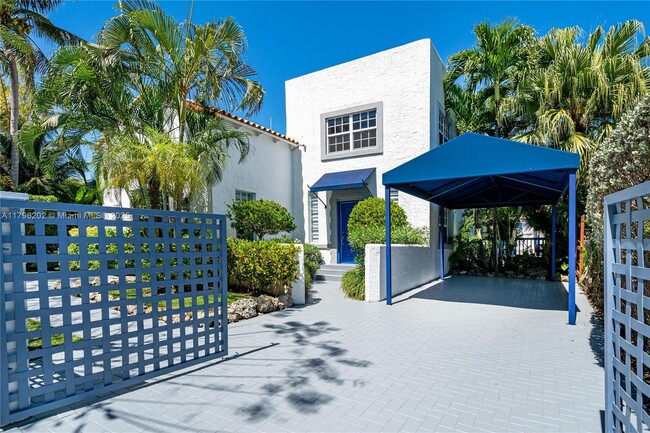 Primary Photo - 1567 Bay Dr