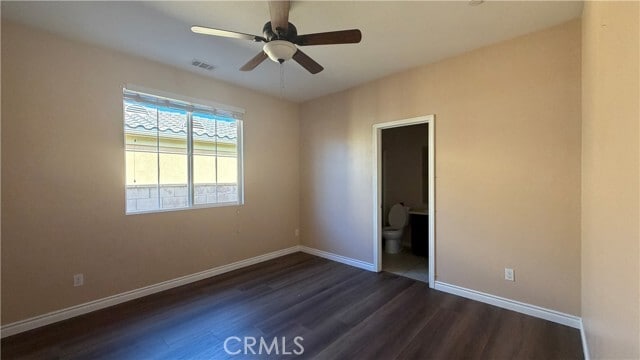 Building Photo - 9549 Seasons Dr