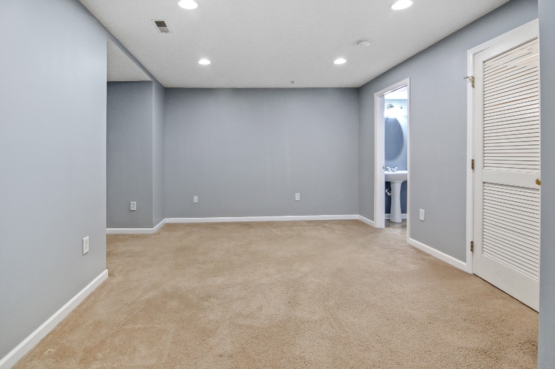 Building Photo - 5061 Cameo Terrace