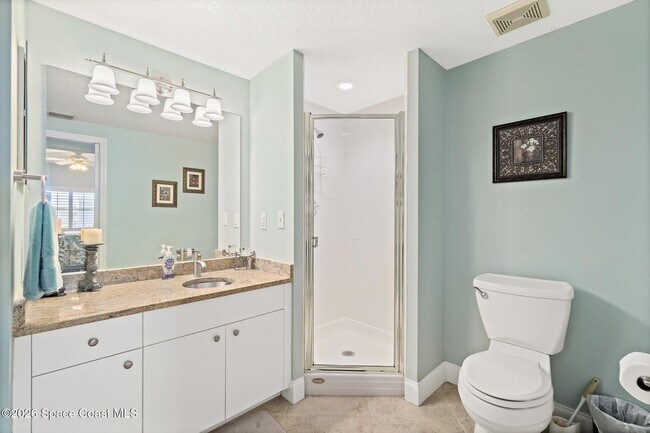 Building Photo - 601 Shorewood Dr