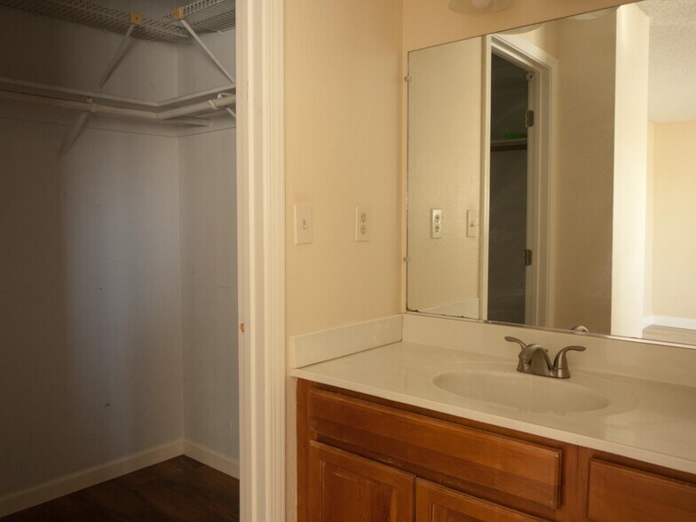 Walk-in closet in primary bedroom - 2229 San Remo Way