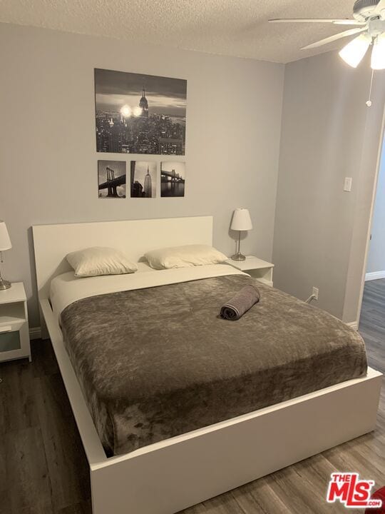 Building Photo - 544 W 41st Dr