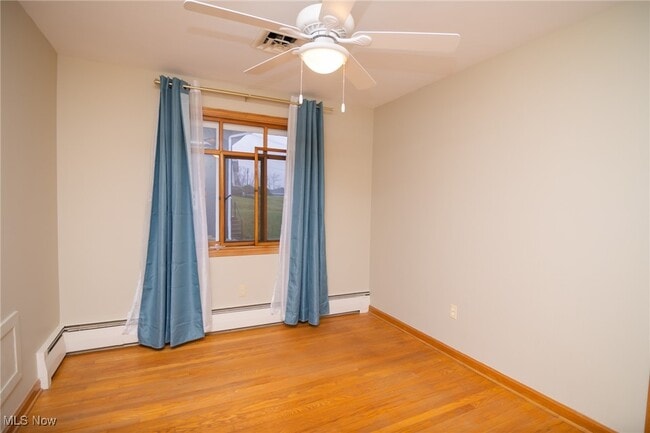 Building Photo - 134 Carroll Dr