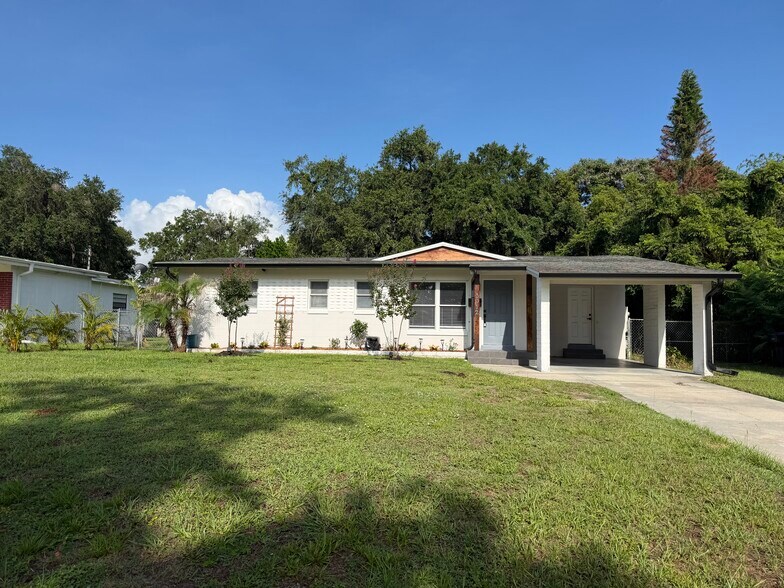Building Photo - 3012 Rogan Rd