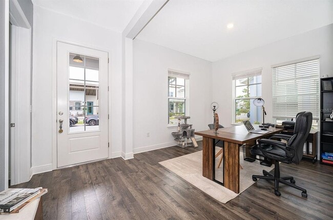 Building Photo - 9750 Neruda St