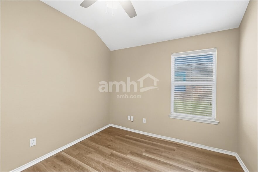 Building Photo - 2729 Lone Ranger Trl