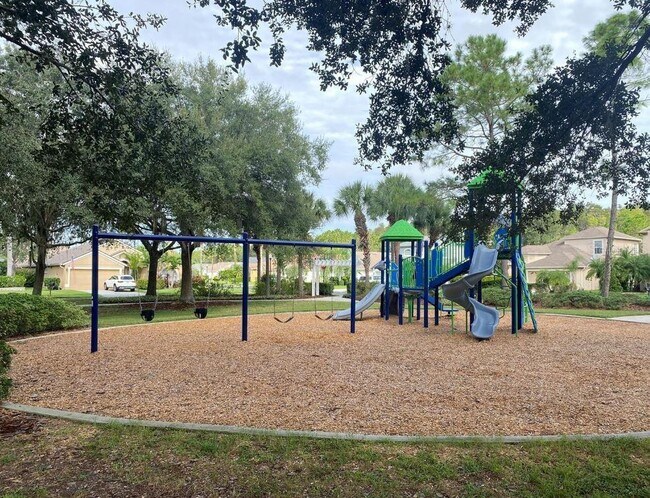 Building Photo - 27443 Edenfield Dr