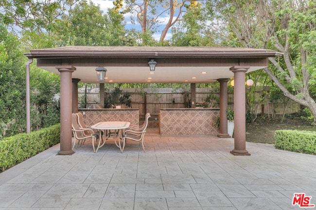 Building Photo - 19016 Wells Dr