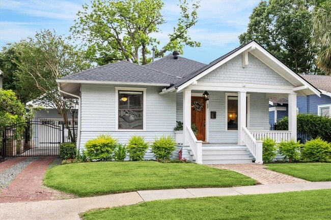 Primary Photo - 520 Teetshorn St