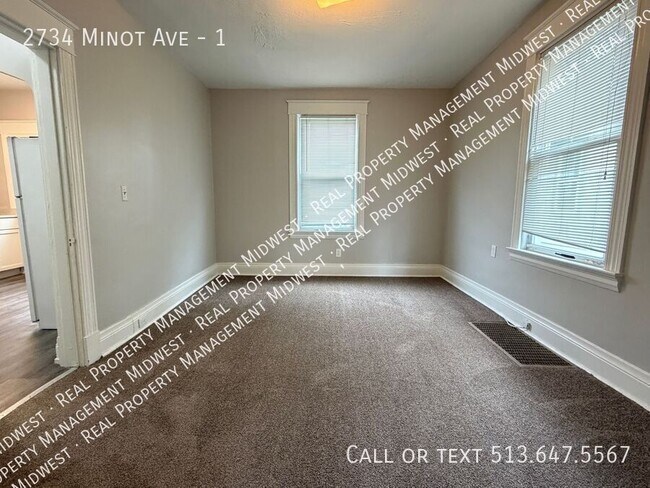 Building Photo - 2734 Minot Ave
