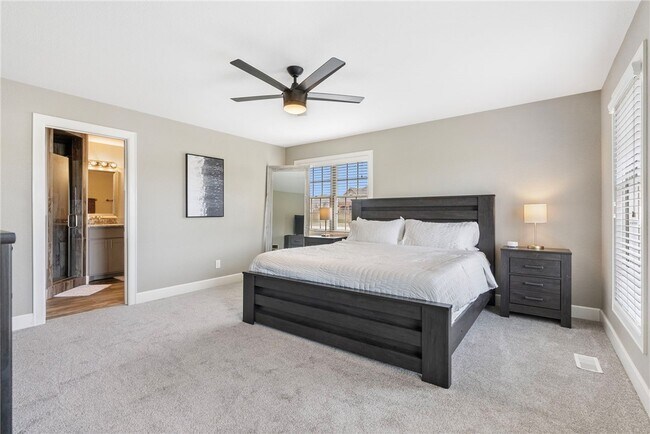 Building Photo - 5307 S Bellview Rd