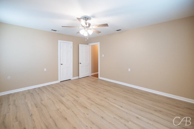 Building Photo - For Lease