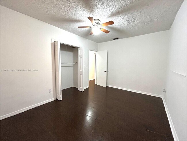Building Photo - 6211 NW 37th Terrace