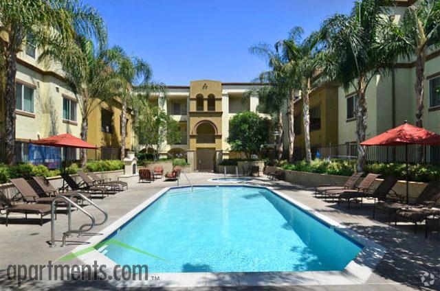 Pool - Sofi at Topanga Canyon