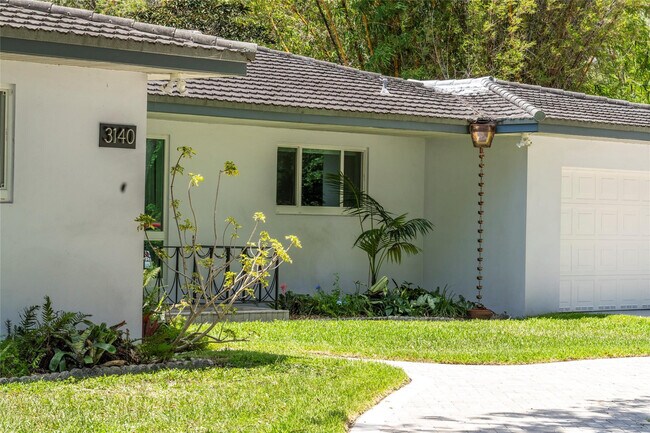 Building Photo - 3140 Calle Largo Dr