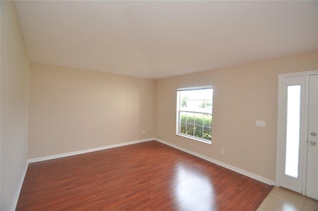 Building Photo - 37 Louisburg Ln