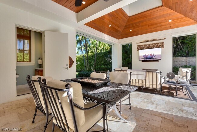 Building Photo - 2250 Crayton Rd