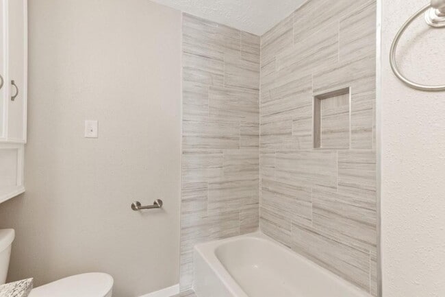 Building Photo - 2503 Brookford Dr