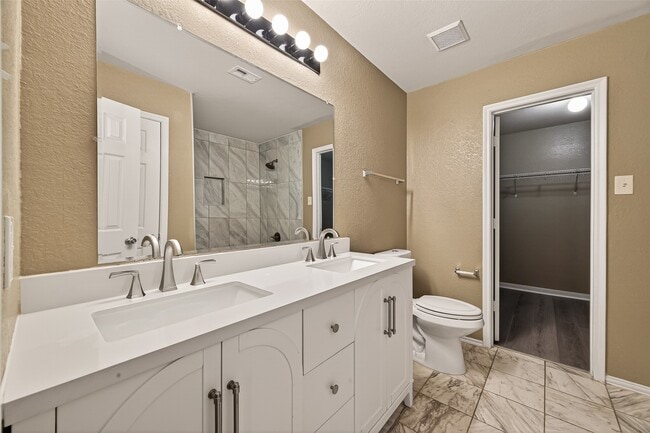 Building Photo - 2918 Latch Ln