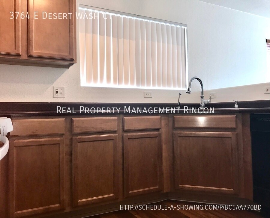 Building Photo - 3764 E Desert Wash Ct