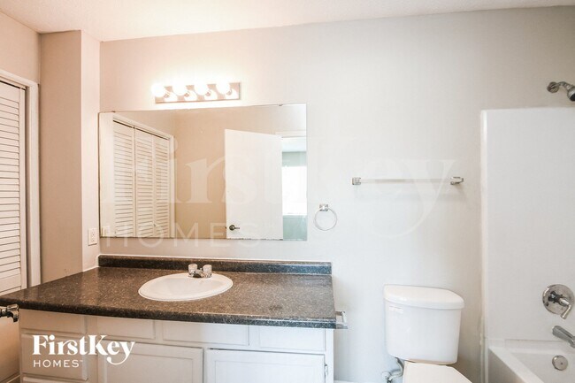 Building Photo - 11116 Cherry Lake Ct