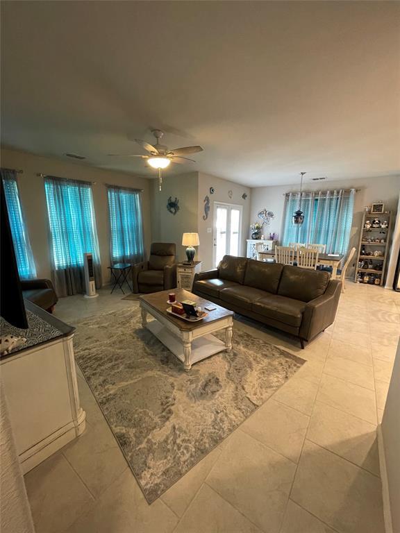 Building Photo - 5616 Las Lomas Ln