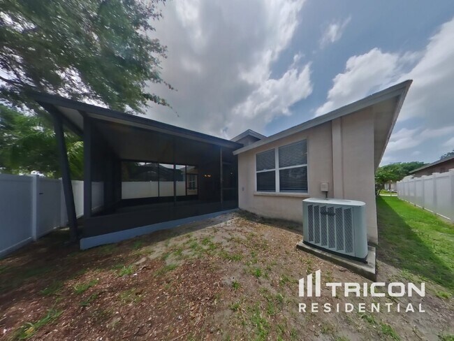 Building Photo - 10610 Little Bend Ln