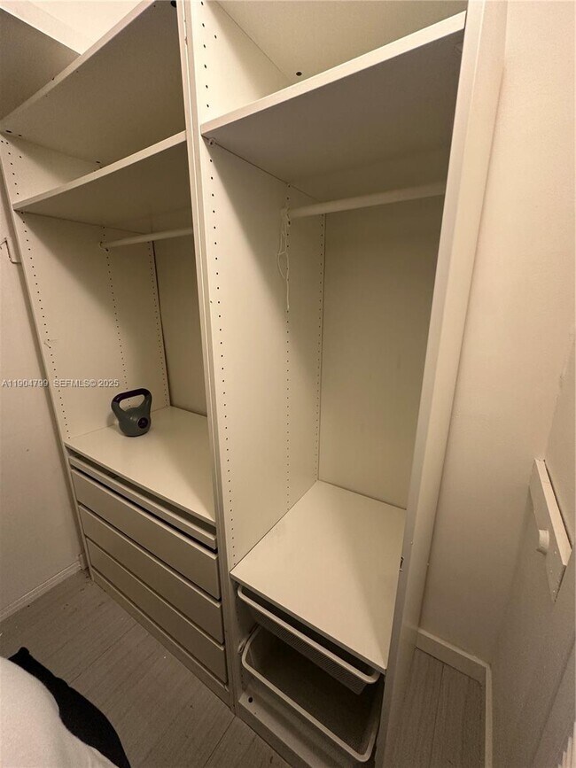 Building Photo - 3000 Marcos Dr