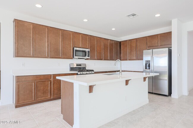 Building Photo - 14767 W Cottontail Ln