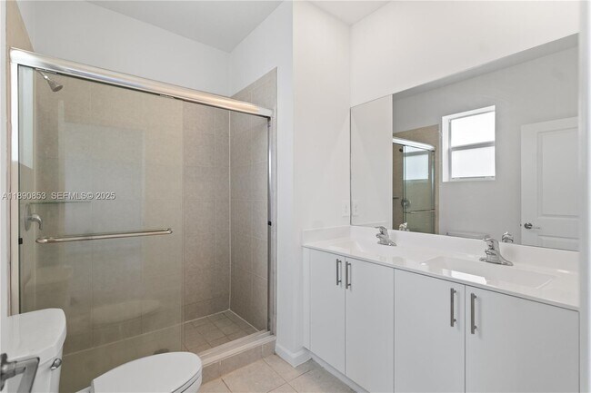 Building Photo - 26487 SW 148th Ave