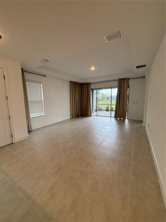 Building Photo - 16117 Isola Pl