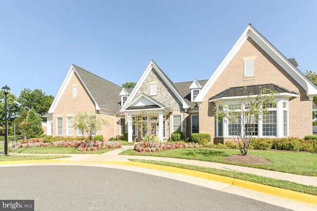 Building Photo - 12140 Garden Grove Cir