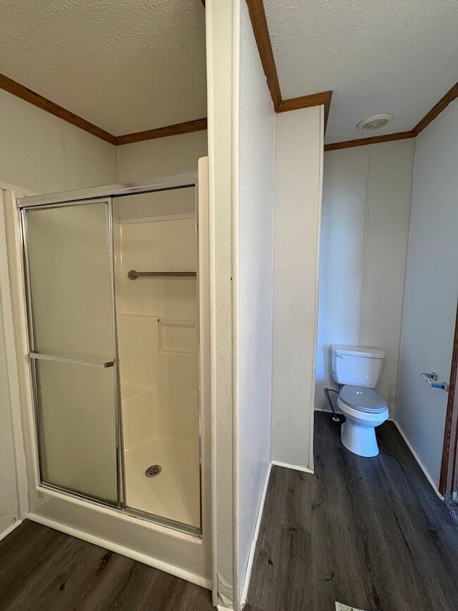 Building Photo - Three bedroom two bathroom home for rent