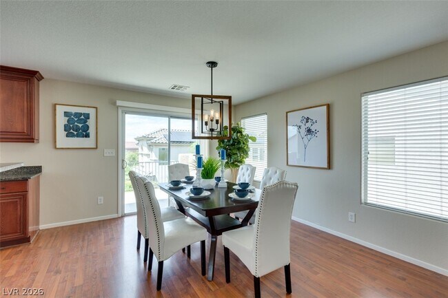 Building Photo - 304 Windsor Ridge Ave