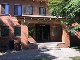 Building Photo - 1916 W Riverside Ave