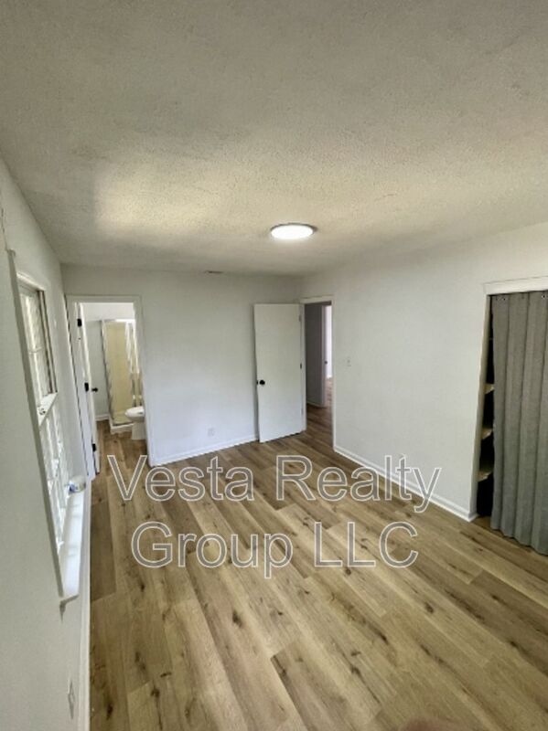 Building Photo - 1595 Winston Dr