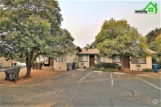 Building Photo - 2164 Shasta St