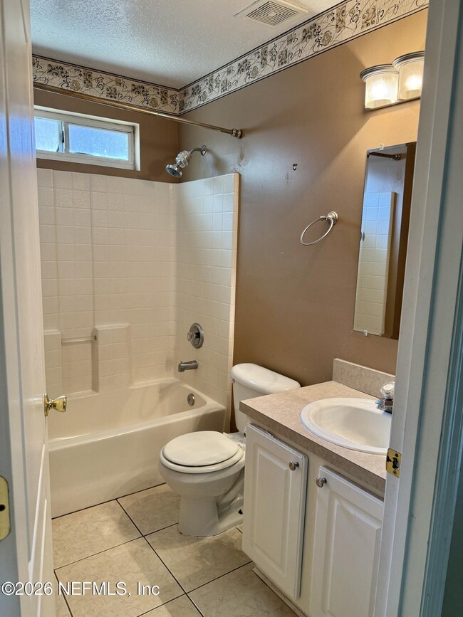 Building Photo - 12255 Lake Fern Dr E