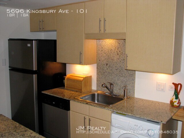 Building Photo - 5696 Kingsbury, #101
