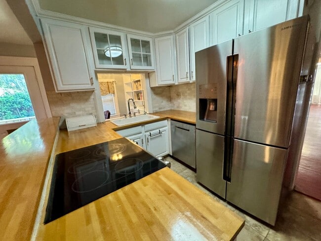 Building Photo - Great 3 Bed 2 Bath Home in Seminole Heights