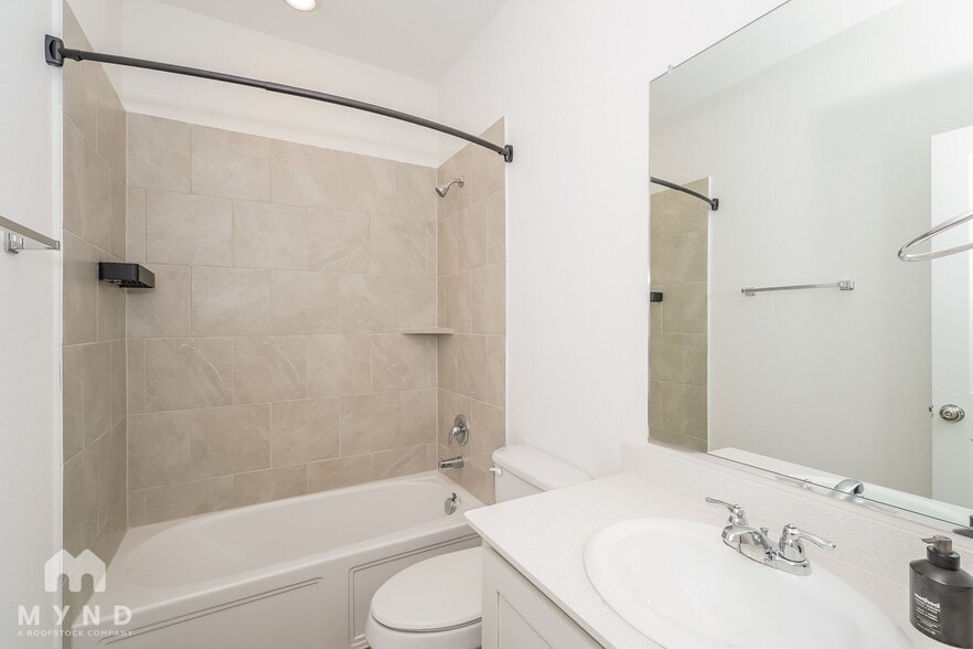 Building Photo - 3300 Layla Creek Dr